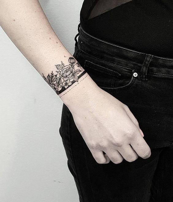 Виды татуировок на руке для женщин